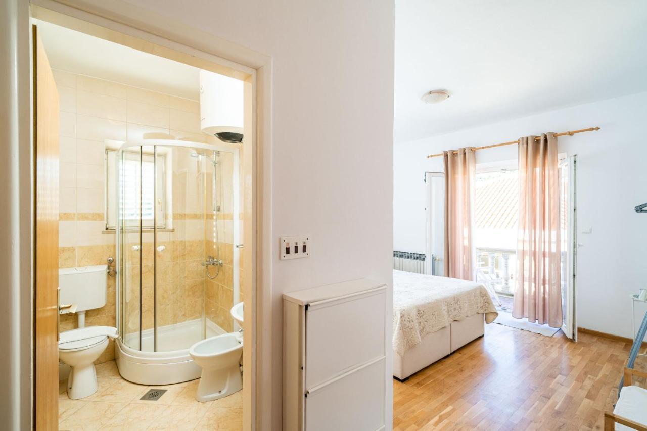 Francesca Guesthouse Млини Экстерьер фото