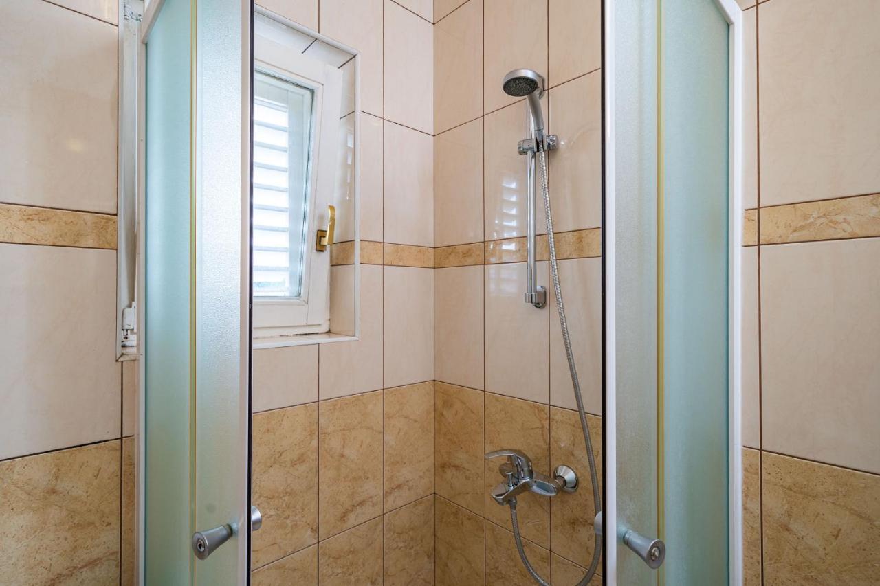 Francesca Guesthouse Млини Экстерьер фото