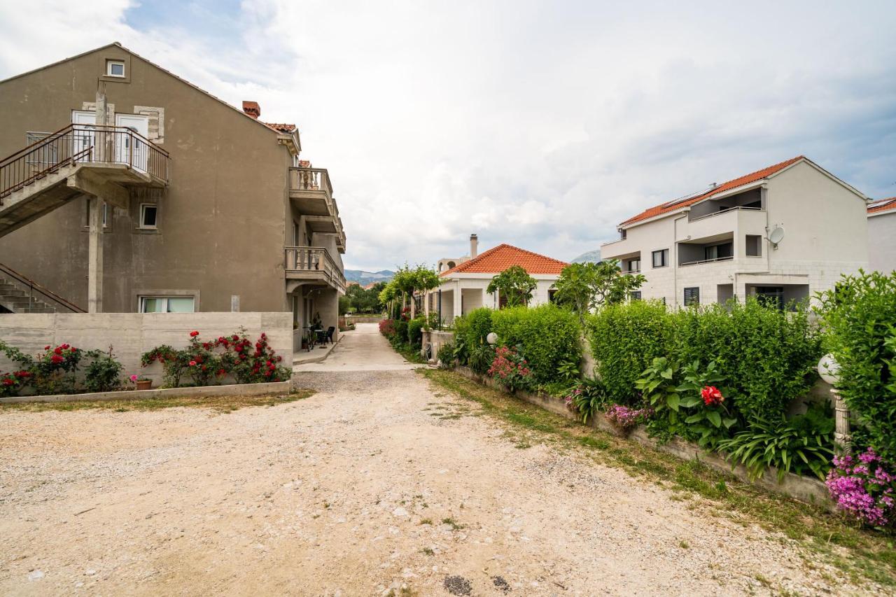 Francesca Guesthouse Млини Экстерьер фото