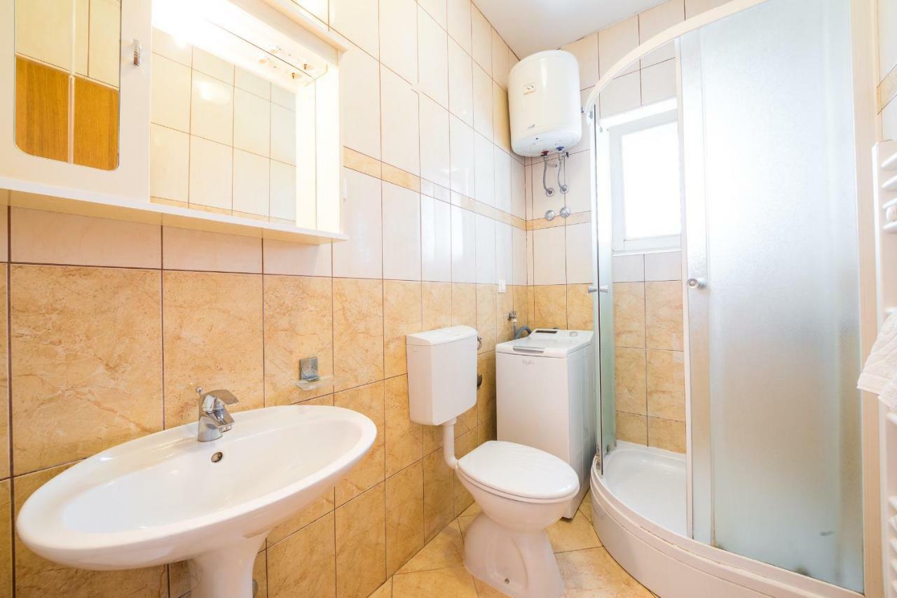 Francesca Guesthouse Млини Экстерьер фото